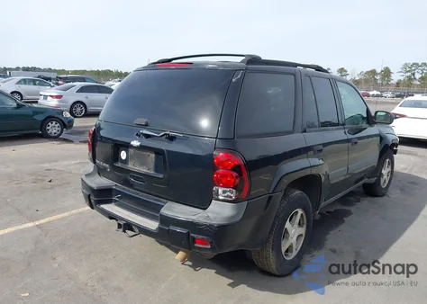 2005 Chevrolet Trailblazer Ls from USA, damaged, VIN 1GNDS13S952151159